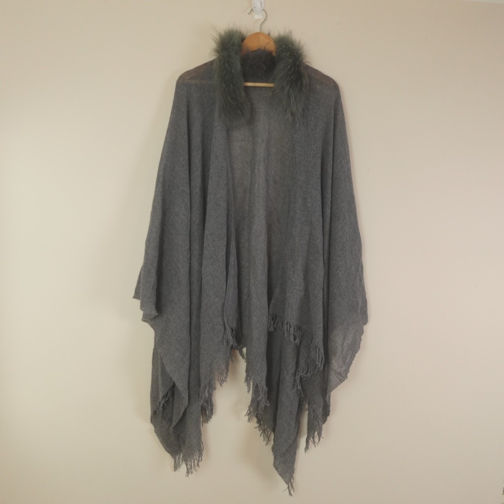 Anne Fontaine Wool Wrap‎ Shawl Poncho Gus
